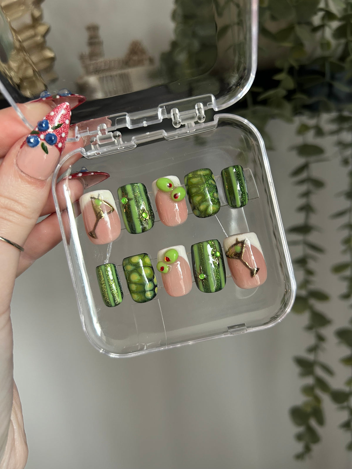 Martini 🍸 press on nails| long lasting, hand painted, cat eye effect