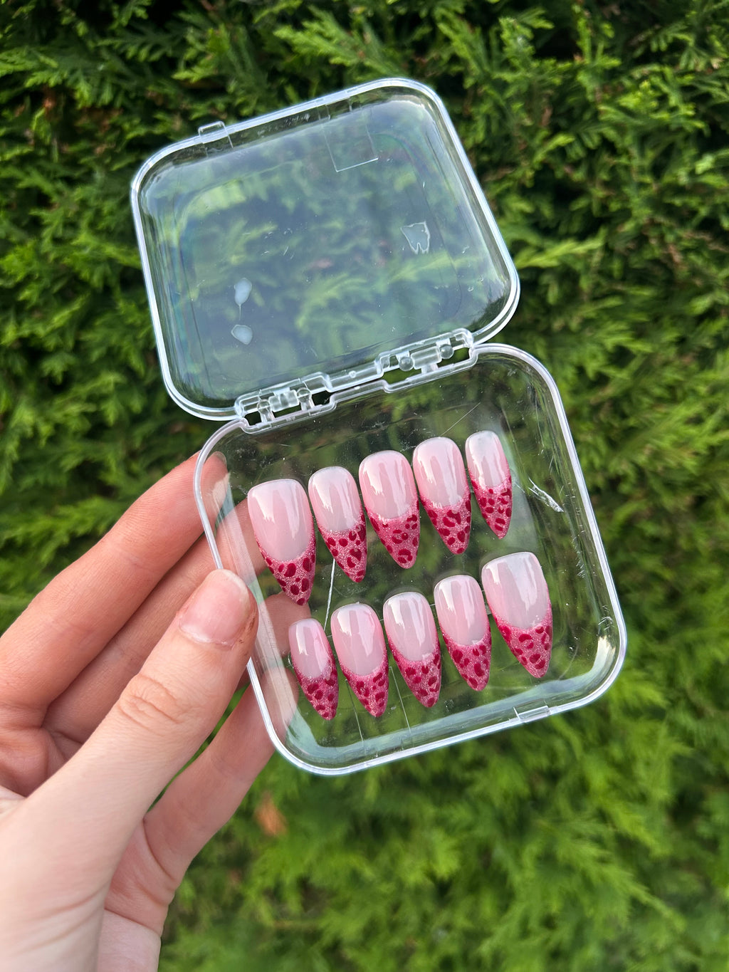 Leopard pink 🐆 press on nails| long lasting, hand painted, cat eye