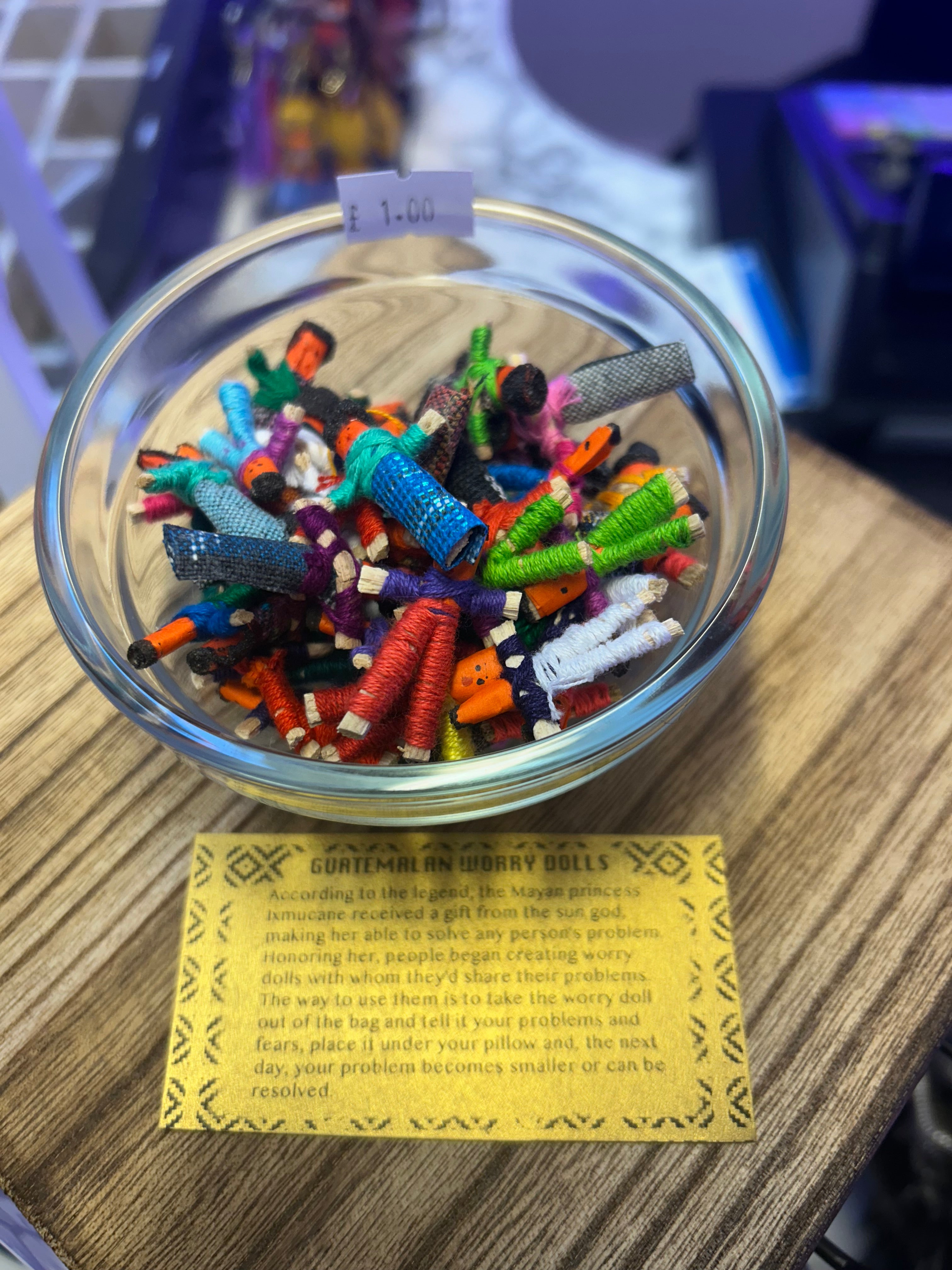 Mini worry dolls