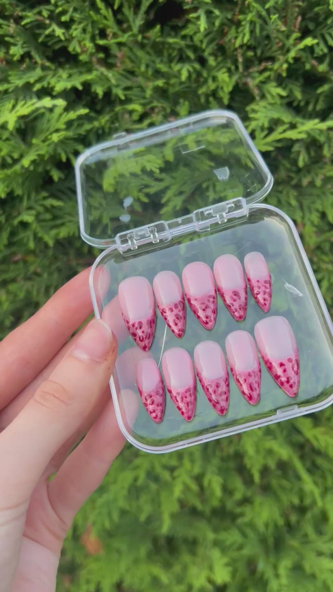 Leopard pink 🐆 press on nails| long lasting, hand painted, cat eye